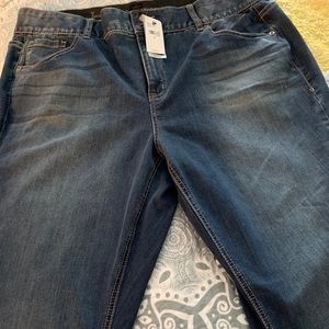Brand New - Lane Bryant boot leg cut jeans